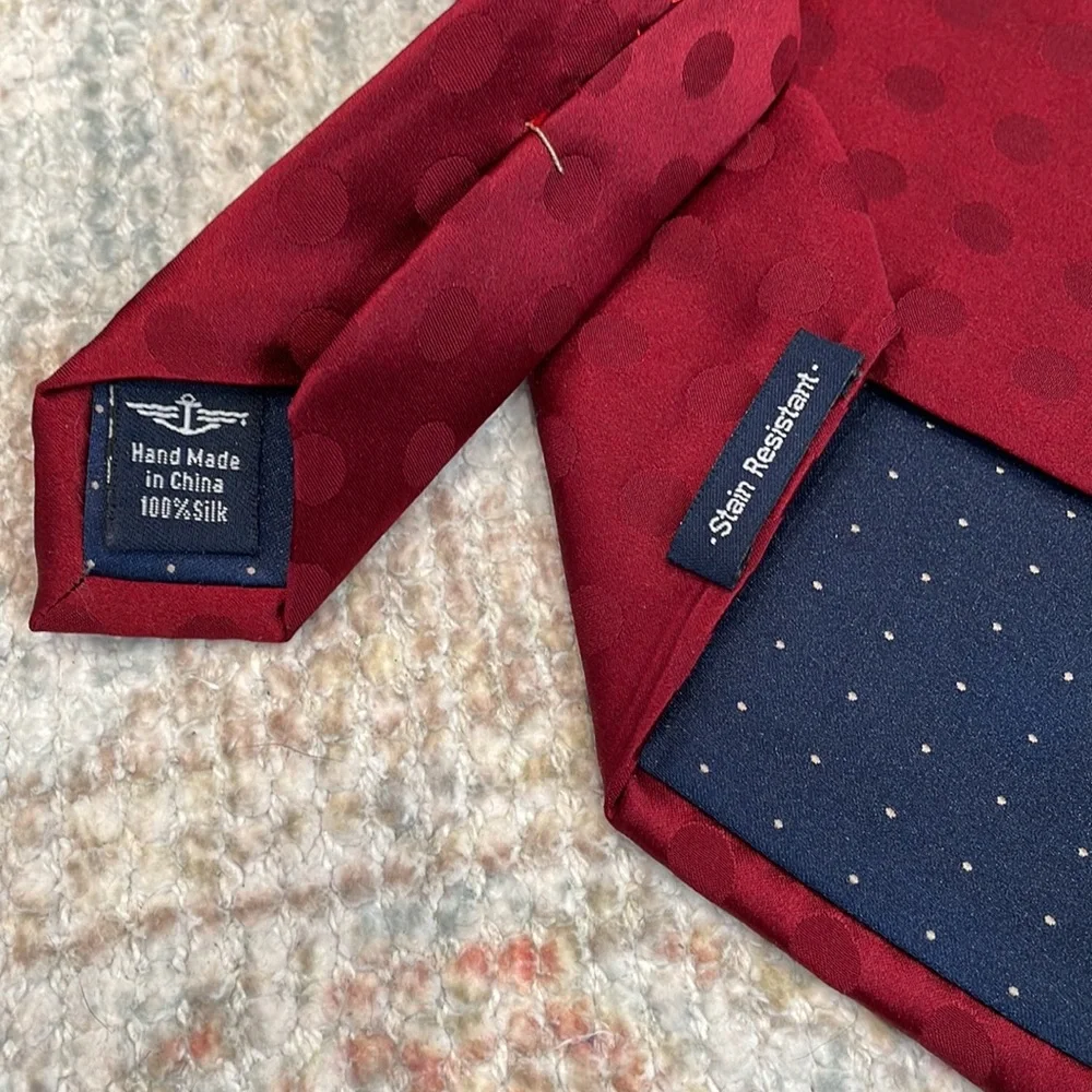 Dockers tie